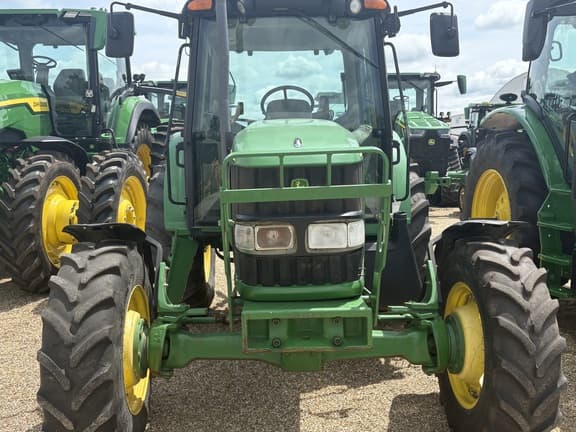 Image of John Deere 6420 equipment image 2