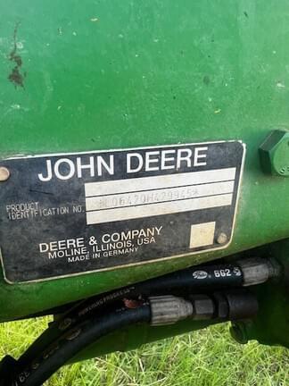 Image of John Deere 6420 equipment image 4