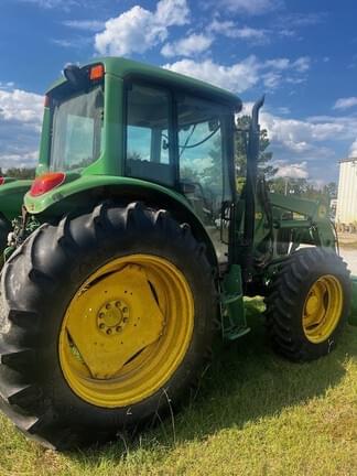 Image of John Deere 6420 equipment image 2