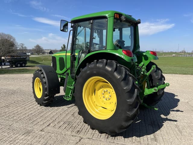 Image of John Deere 6420 equipment image 3