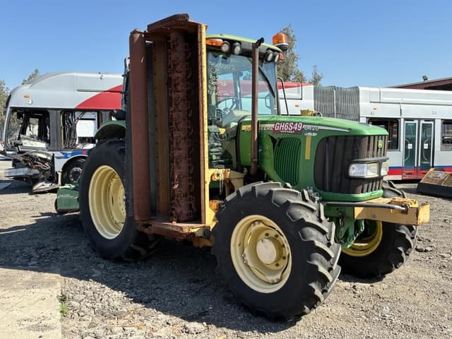 Image of John Deere 6420 equipment image 1