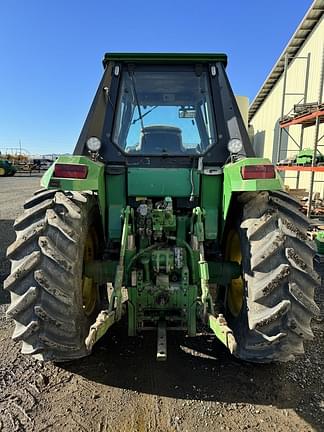 Image of John Deere 6520L equipment image 2