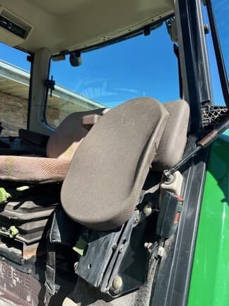 Image of John Deere 6615 equipment image 4