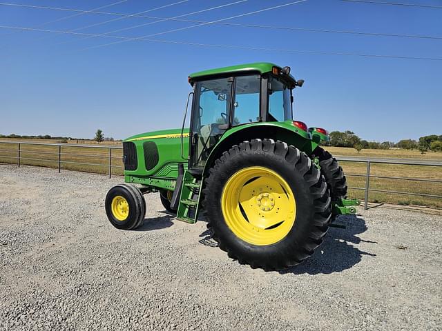 Image of John Deere 6615 equipment image 4