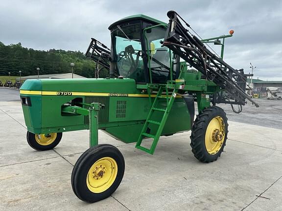 Image of John Deere 6700 Primary image