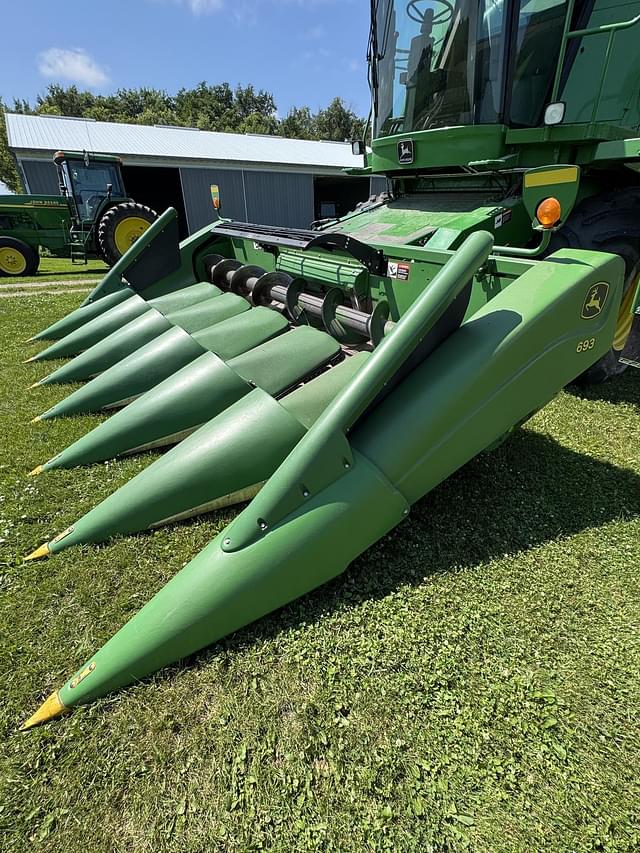 Image of John Deere 693 equipment image 1