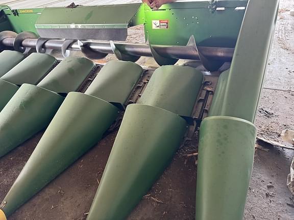 Image of John Deere 693 equipment image 2