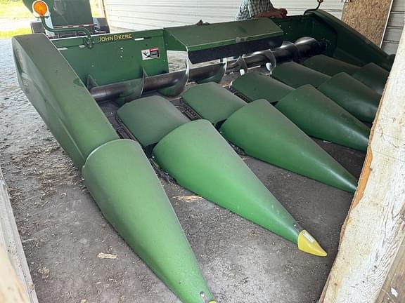 Image of John Deere 693 Primary image