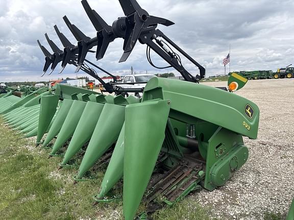 Image of John Deere 693 equipment image 1