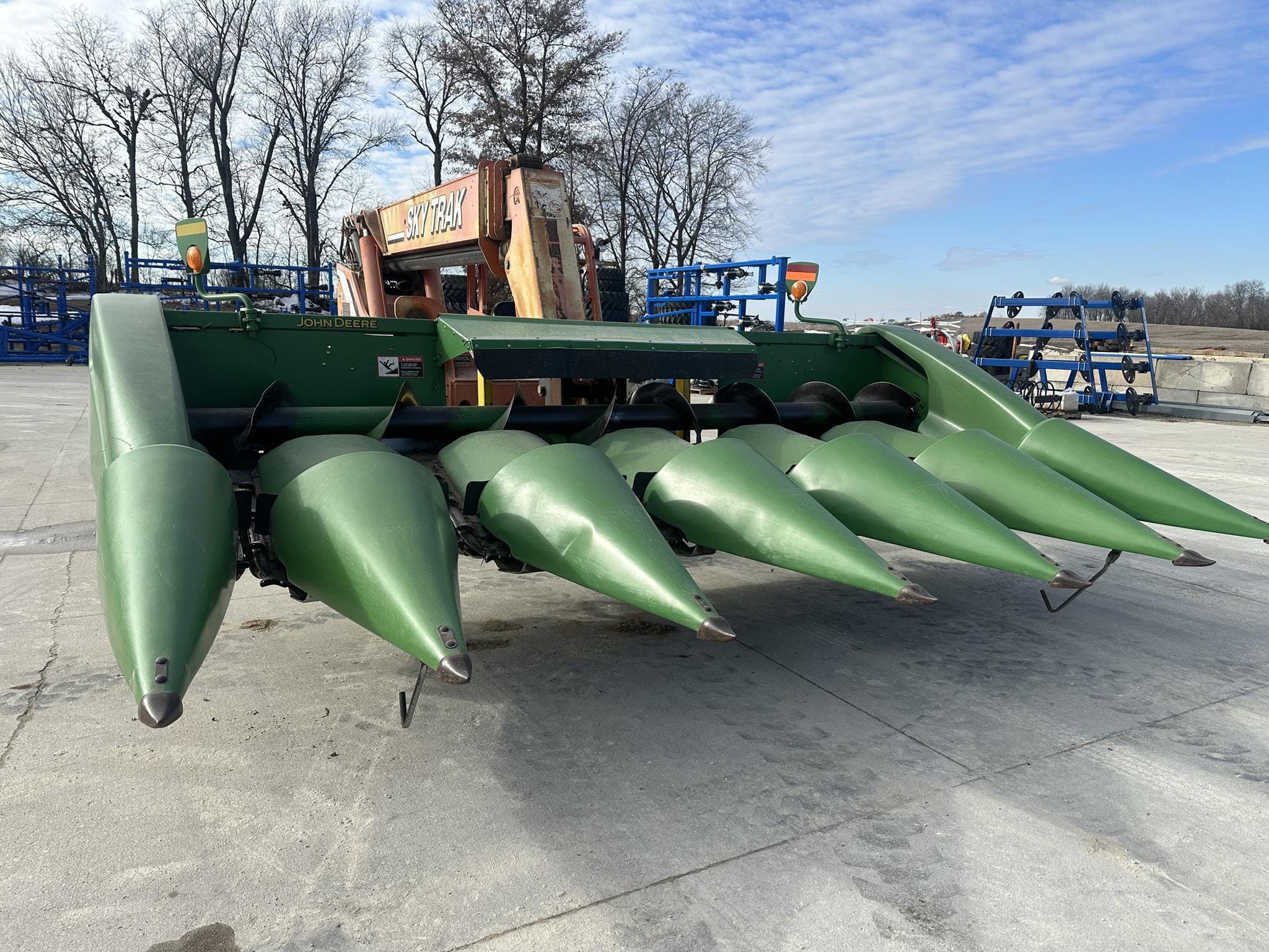 2004 John Deere 693 Equipment Image0