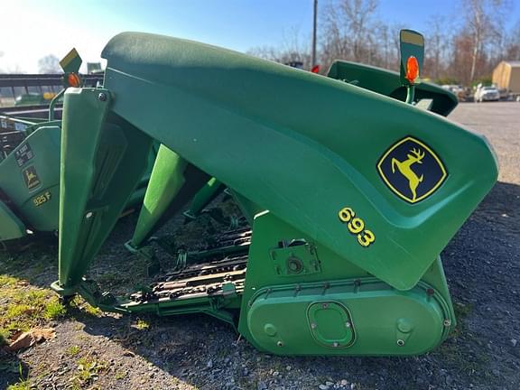 Image of John Deere 693 equipment image 4