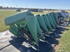 2004 John Deere 693 Image