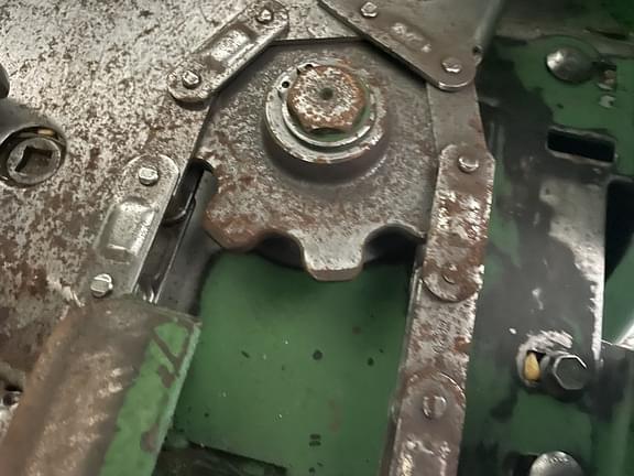 Image of John Deere 693 equipment image 2