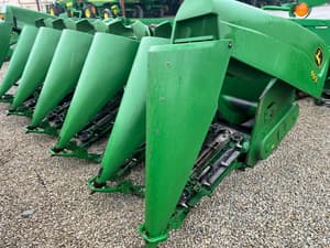 2004 John Deere 693 Image