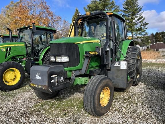 Image of John Deere 7220 equipment image 3