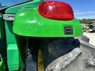 Main image John Deere 7220 34