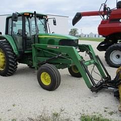 Image of John Deere 7220 Primary image