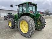 Thumbnail image John Deere 7220 1