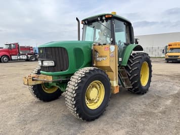 Main image John Deere 7220