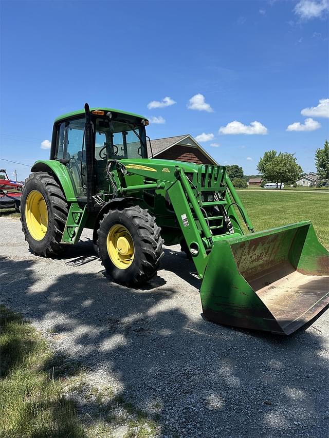 Image of John Deere 7230 equipment image 4