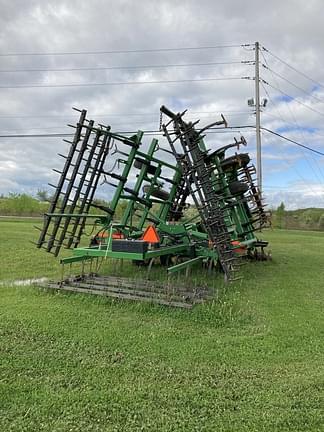 Image of John Deere 726 equipment image 3