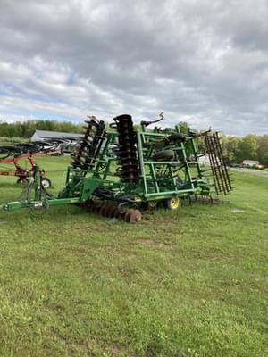 2004 John Deere 726 Image