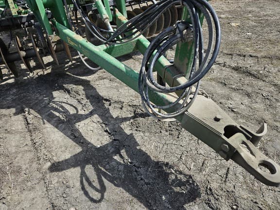 Image of John Deere 726 equipment image 4