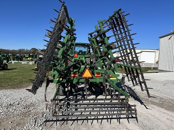 Image of John Deere 726 equipment image 2