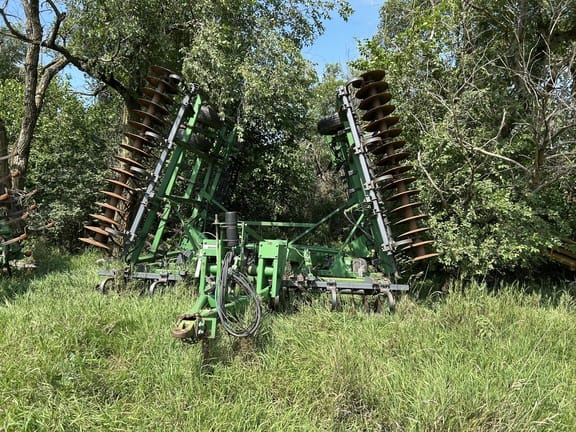 2004 John Deere 726 Equipment Image0