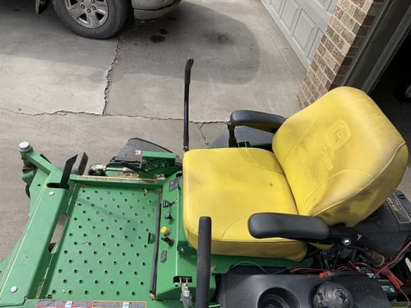 Image of John Deere 727A equipment image 3