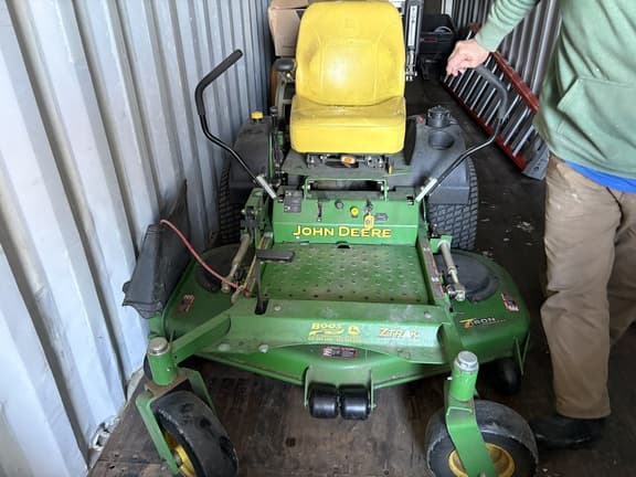 Image of John Deere 727A Image 1