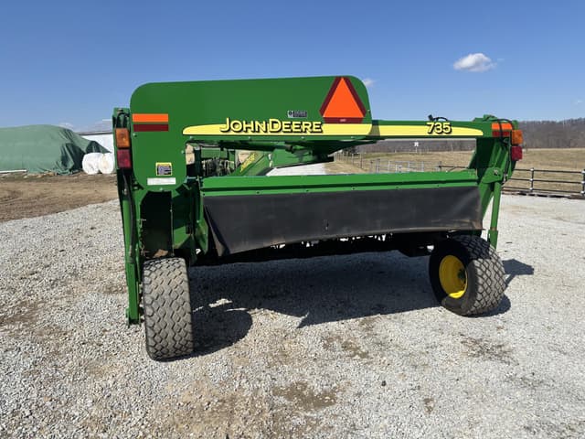 Image of John Deere 735 equipment image 4