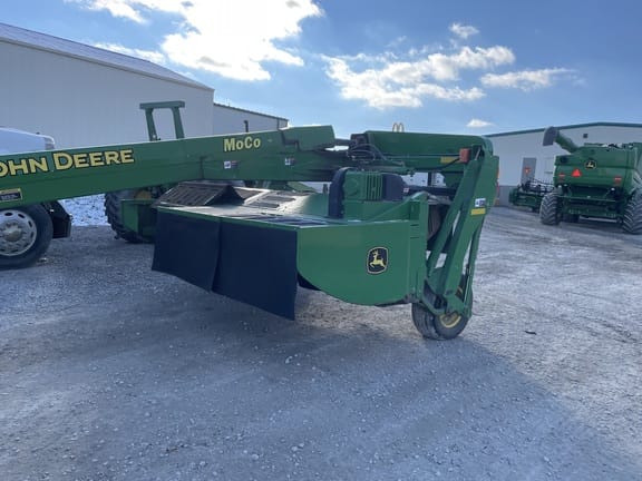 2004 John Deere 735 Image