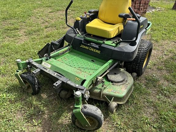 Image of John Deere 737 equipment image 3