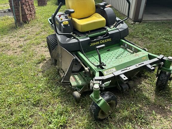Image of John Deere 737 equipment image 1