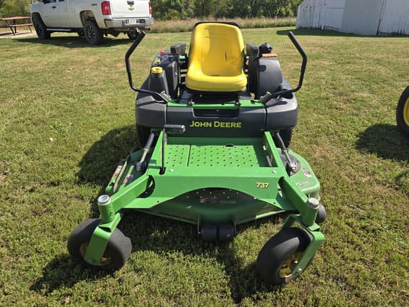 Image of John Deere 737 equipment image 2