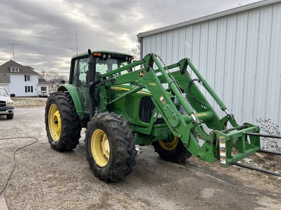 2004 John Deere 7420 Equipment Image0