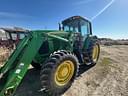 2004 John Deere 7420 Image