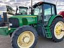 2004 John Deere 7420 Image