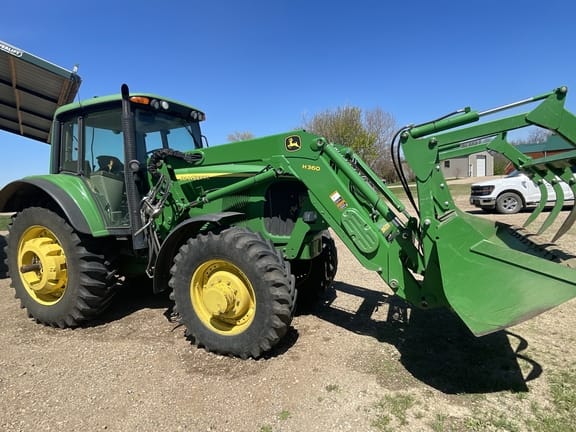 2004 John Deere 7420 Equipment Image0