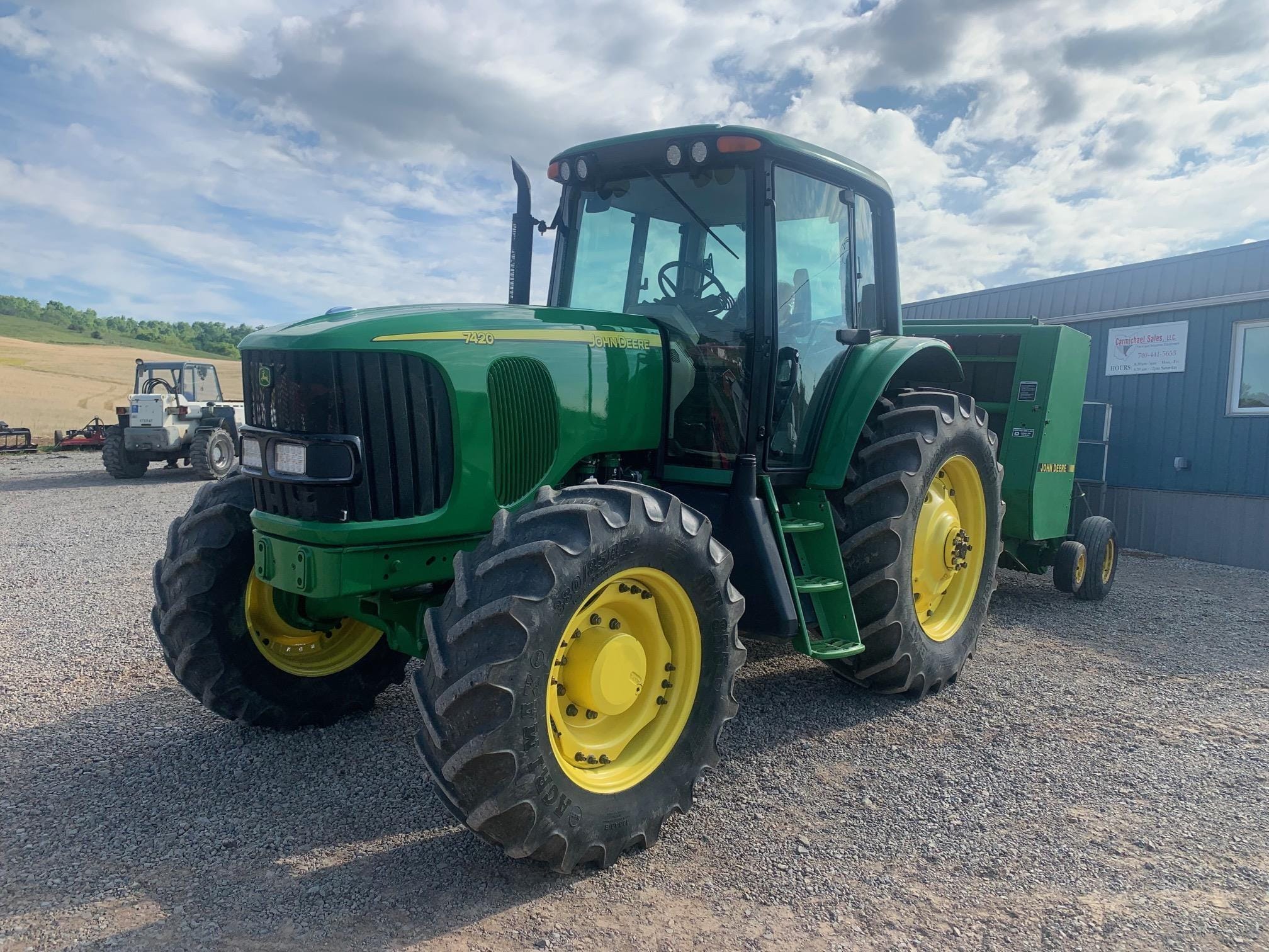 2004 John Deere 7420 Equipment Image0