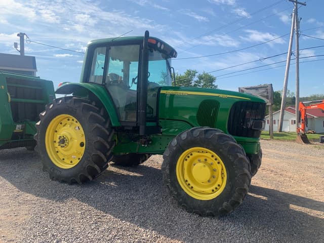 Image of John Deere 7420 equipment image 2