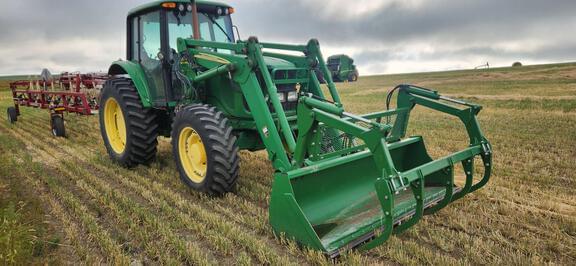 Image of John Deere 7420 Primary image