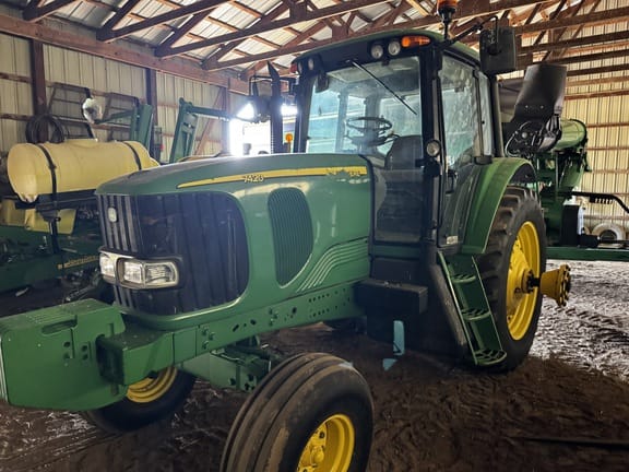 2004 John Deere 7420 Equipment Image0
