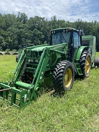 Image of John Deere 7420 equipment image 2