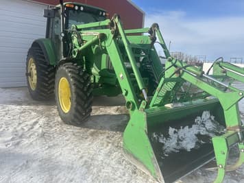 Main image John Deere 7520