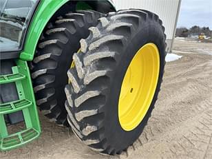 Main image John Deere 7520 11