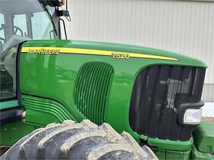 Main image John Deere 7520 39