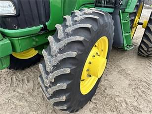 Main image John Deere 7520 4