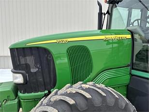 Main image John Deere 7520 7